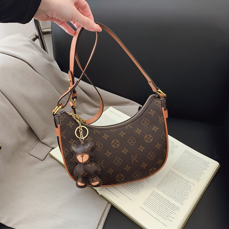 Designer High-End Small for Women 2025 New Vintage Color-Block Fashion Versatile Underarm Shoulder Crossbody Light Luxury Women's Bag