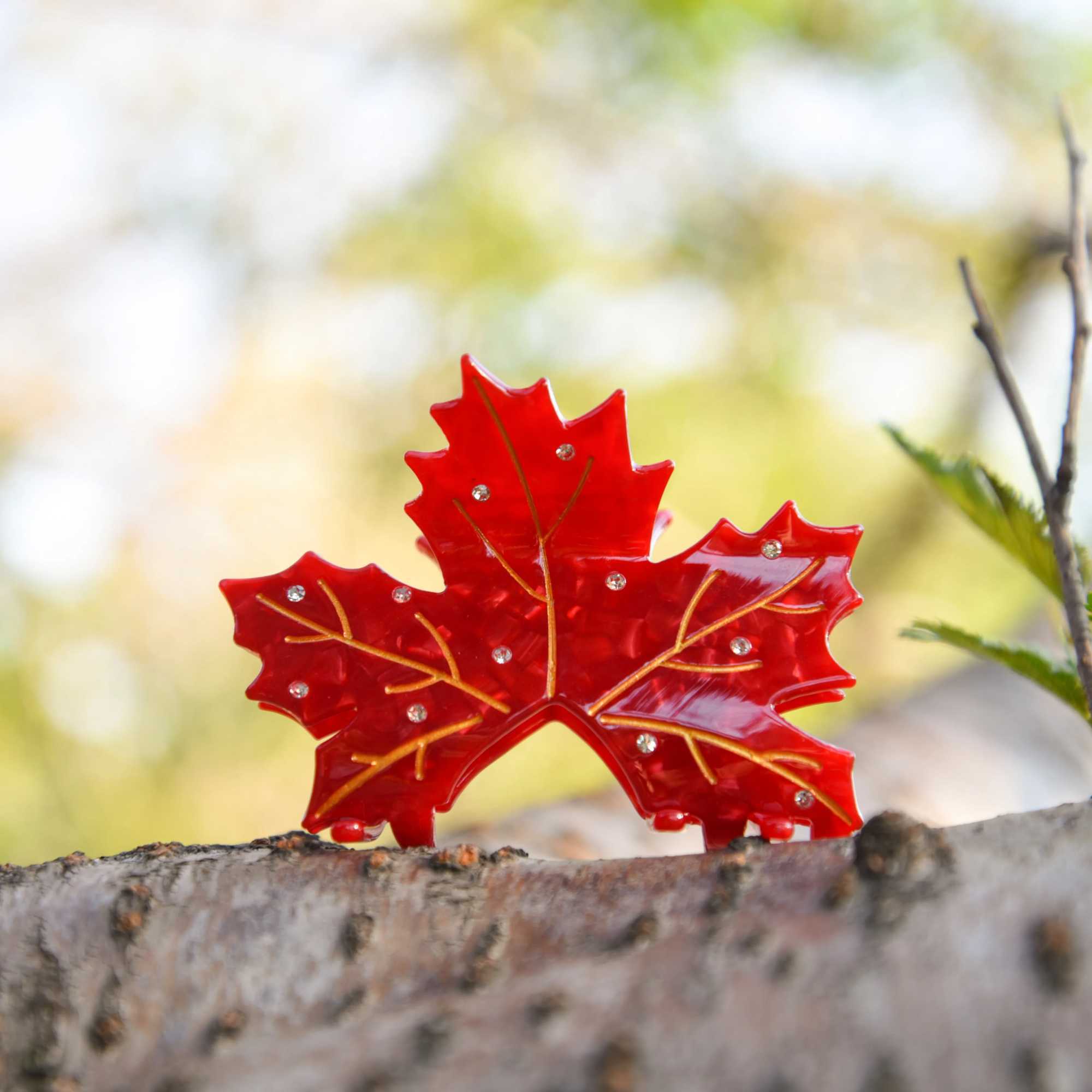 Muweordy NEW Autumn Maple Leaves Hair Claw Elegant Temperament Eco-Friendly Acetate Claw Clips Hair Accessories for Women Girls Z250707
