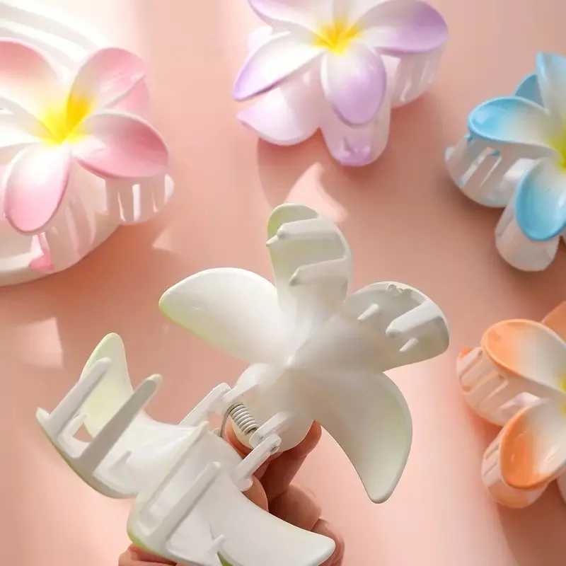 Sweet Ponytail Floral Hair Clip Bath Crab Flower Hair Claw Headwear Gradient Colorful Holiday Hawaiian Hairpins Hair Accessories Y250707