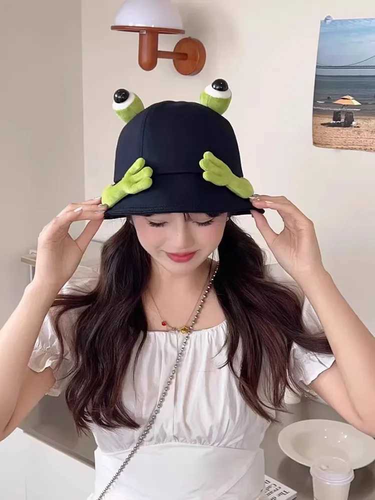 2025 New Cute Big Eyes Frog Bucket Hats Outdoor Foldable Sun Fishing Cap Women Lady Summer Cotton Wild Panama Hats Y250707