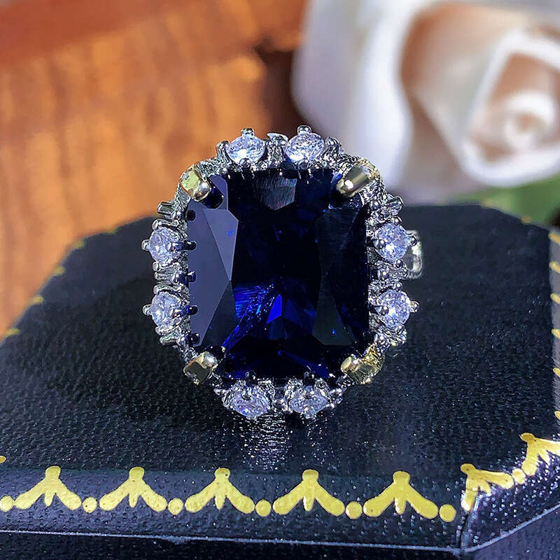 Autumn Winter New Cover Jewelry Red Blue Open Ring Fashion Style High-End Women's Accessories 307