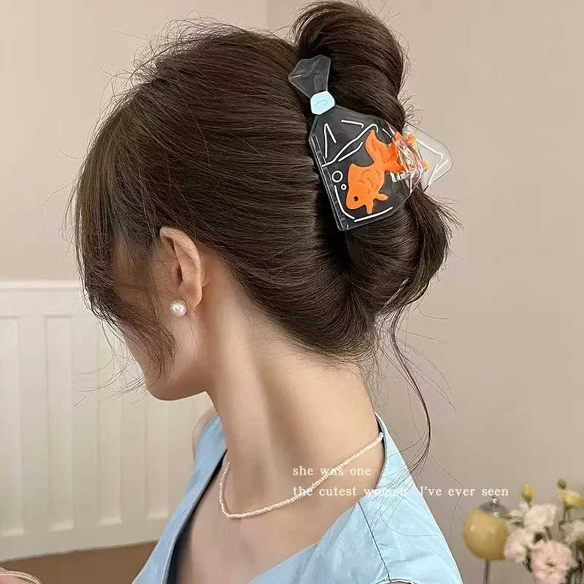 1pc summer new splicing creative personality small goldfish acetate hairpin bag design shark clip hairpin ponytail hair accessor Y250707