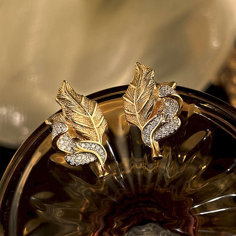 Jewelry Earrings Sier Needle Fashion Simple Niche Gold Leaf Versatile Women's Light 60A