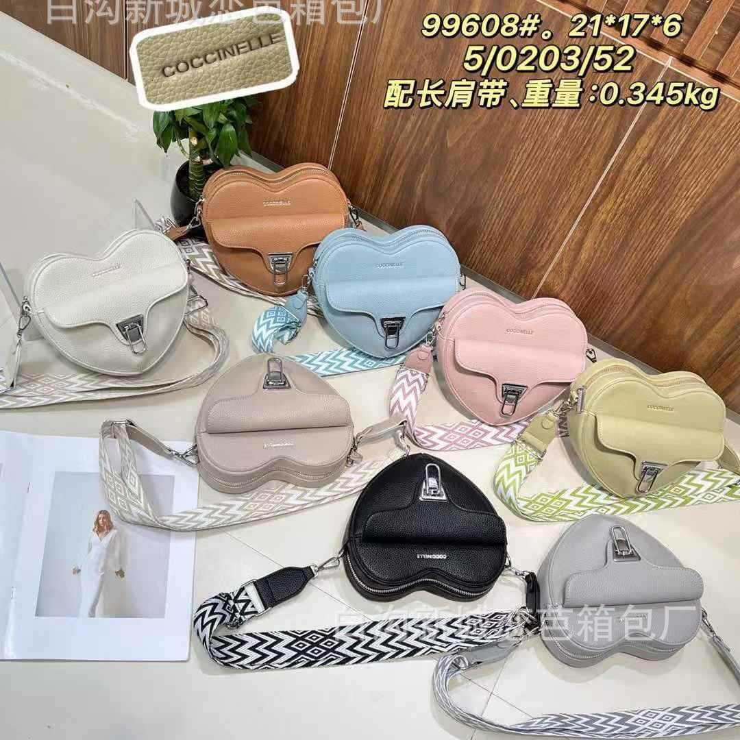 Designer Coccinelle2025 New Heart Shoulder Solid Color Lychee Pattern Underarm Valentine's Day Crossbody Light Luxury Women's Bag