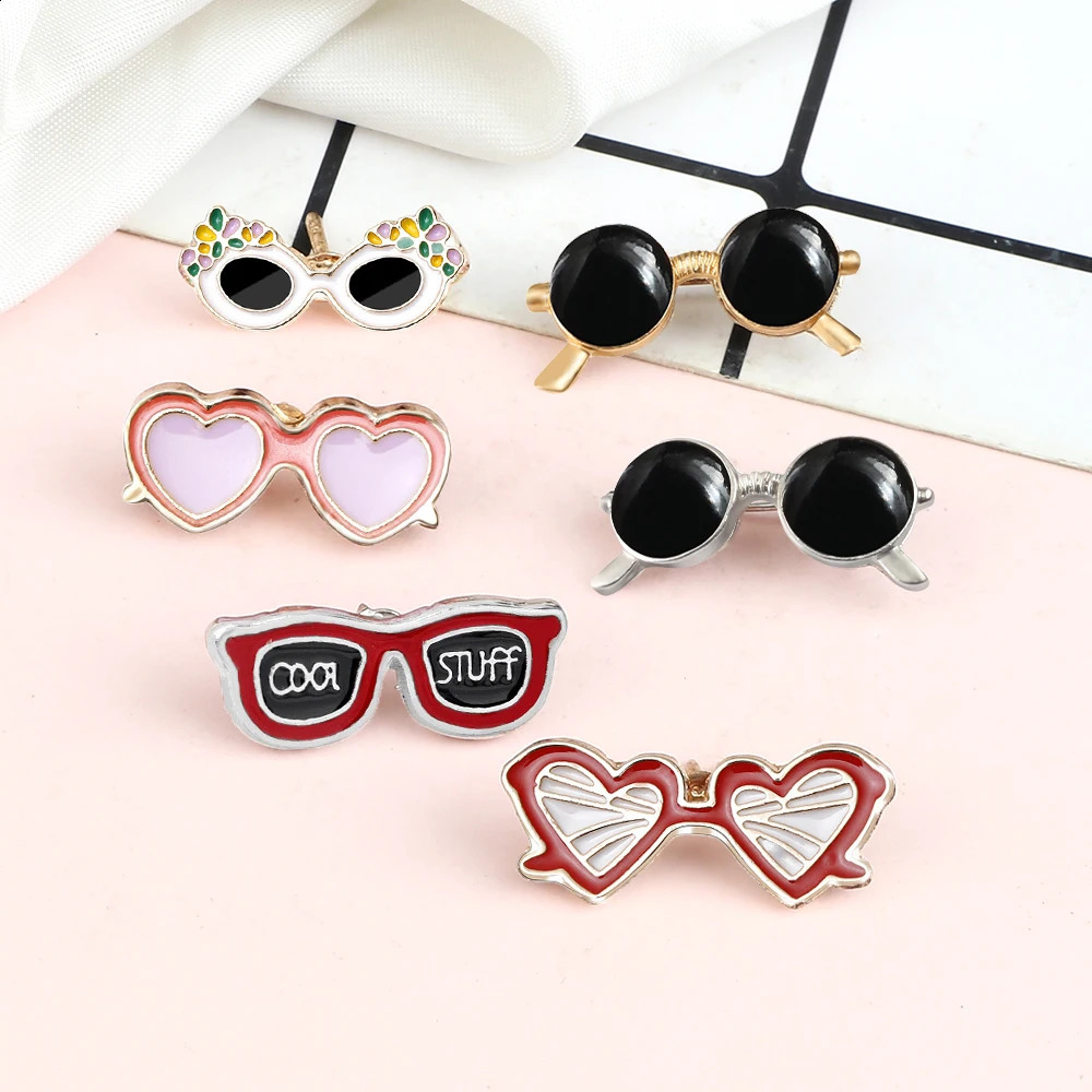 Summer Beach Sunglasses Brooch Fashion Personality Enamel Pins for Vacation Girl Women Backpack Hat Lapel Pin Jewelry Decoration 250625