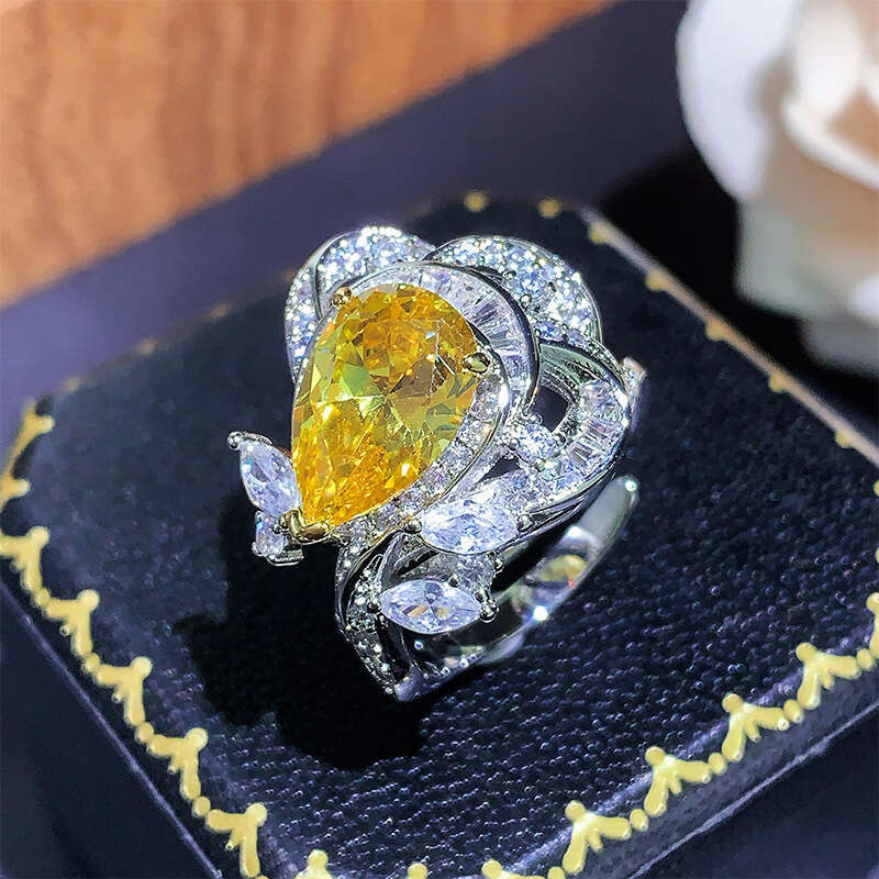 Autumn Winter New Jewelry Ring Simulated Blood Red Blue Spinel Pink Yellow Zircon Fashion Commuter Women's Style B48