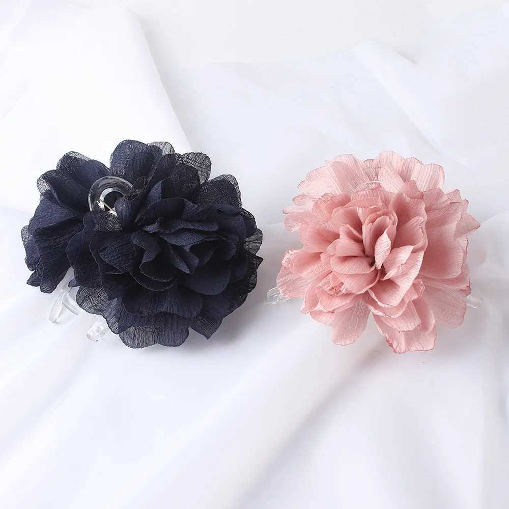 Fabric Big Flower Hair Claw Clips Women Girls Soft Chiffon Flowers Ponytail Holder Hair Clips Barrette Fashion Hair Accessories Y250707