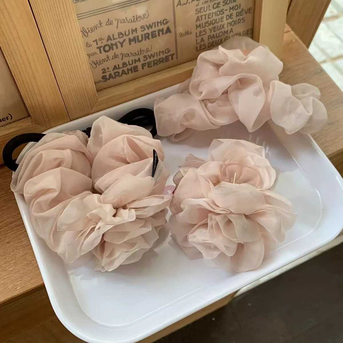 1pc Soft Pink Mesh Rose Flower Bow Large Intestine Hair Ring Simple Fairy Temperament Rose Shark Clip Cloud Fold Grab Clip Y250707