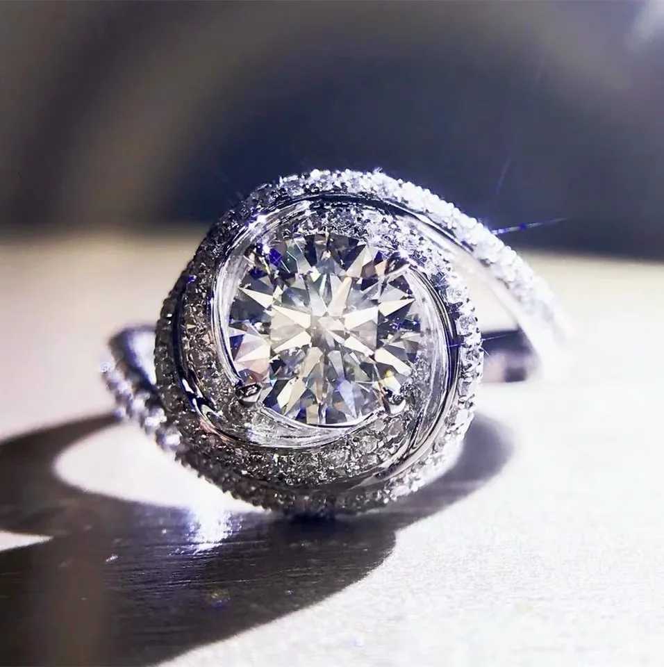 Fashion Anniversary Ring 925 Sterling Silver Moissanite Engagement Wedding Band Rings for Women Men Finger Party Jewelry XJ250707