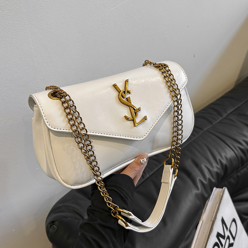 Designer Small for Women 2025 New Envelope Underarm Chain Textured Fashion Shoulder Crossbody Light Luxury Women's Bag