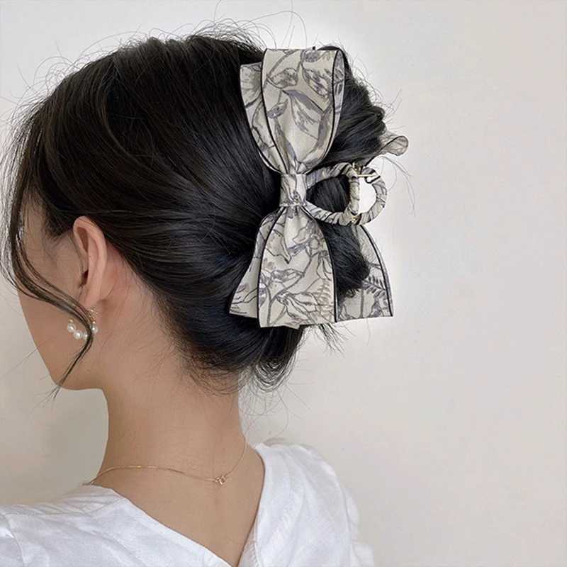 Korean Bowknot Vintage Large Hair Claw Clips Women Elegant Bow Barrette Crab Hairpins Girls Headwear Hair Accessories Female Z250707