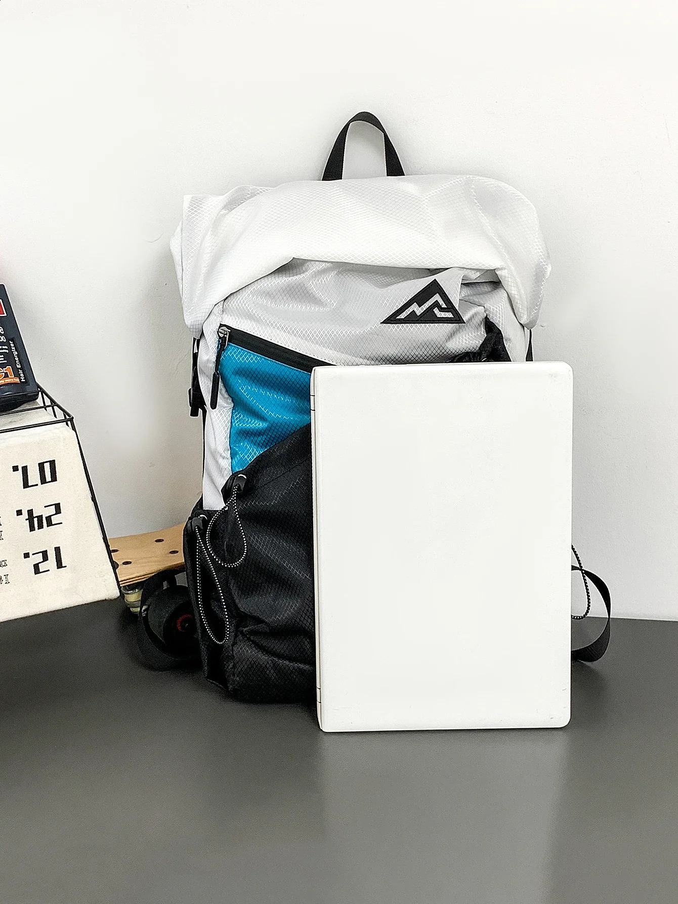 Fashionable n Color Contrasting Mens Backpack Trendy Lightweight Nylon Student School Scalable Travel Bag 250628