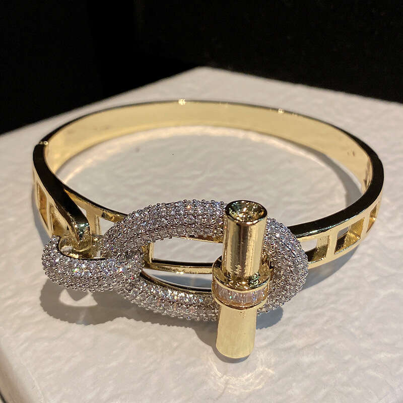 DHcollections New Horizontal Bar OT Series Ring Bracelet Set Pig Nose Light Copper Inlaid with Zircon