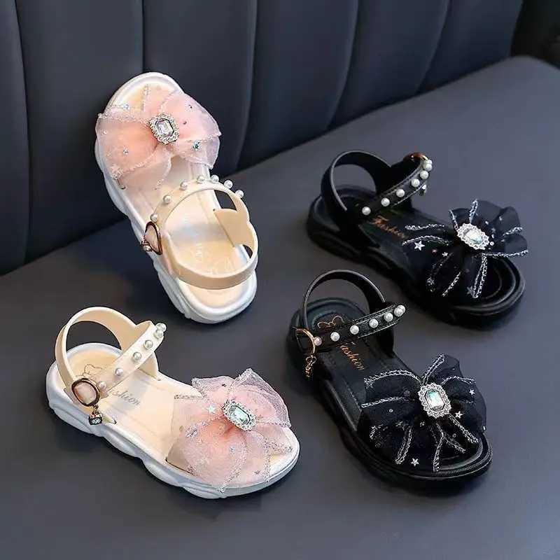 2024Childrens Sandals Summer Princess Lace Bow 2024 New Girls High Heels Little Girls Soft Sole Sandals Black PinkR250707