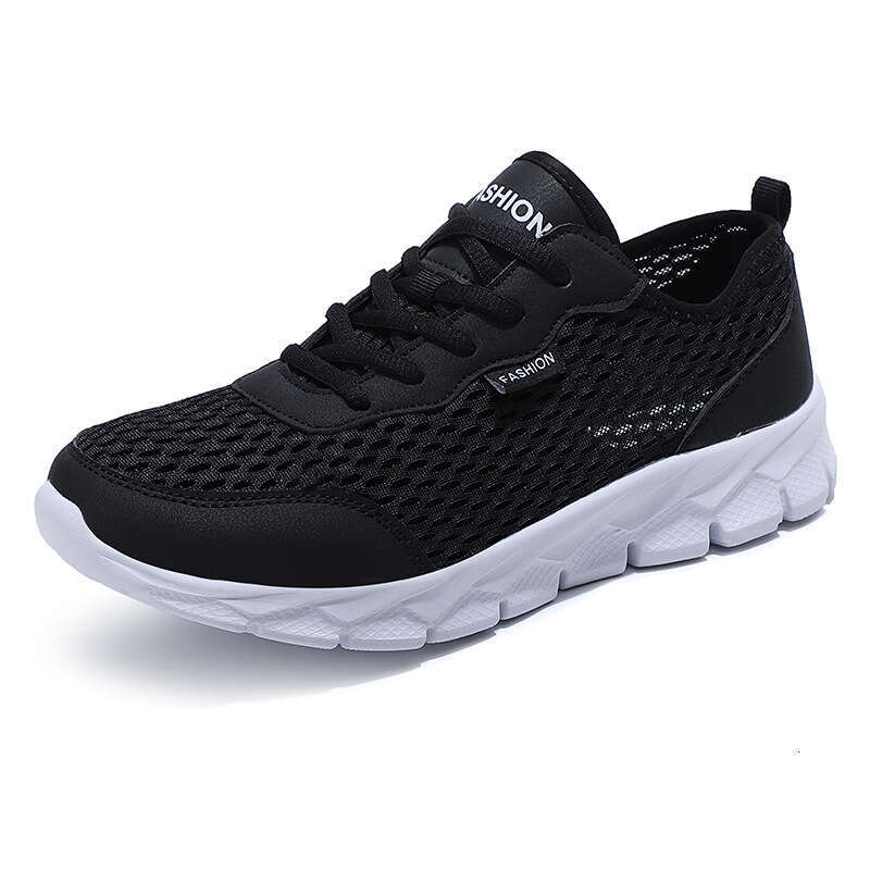Summer New Lightweight Breathable Men's Casual Sports Large Running Lace-up Mesh Shoes
