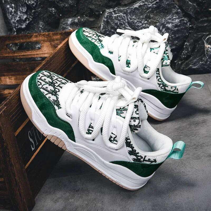Big Size 36-47outdoor Trendy Couple Style Walking Shoe Student White Board Men's Sneakers Running Hiking Tennis Boy Shoes Casual