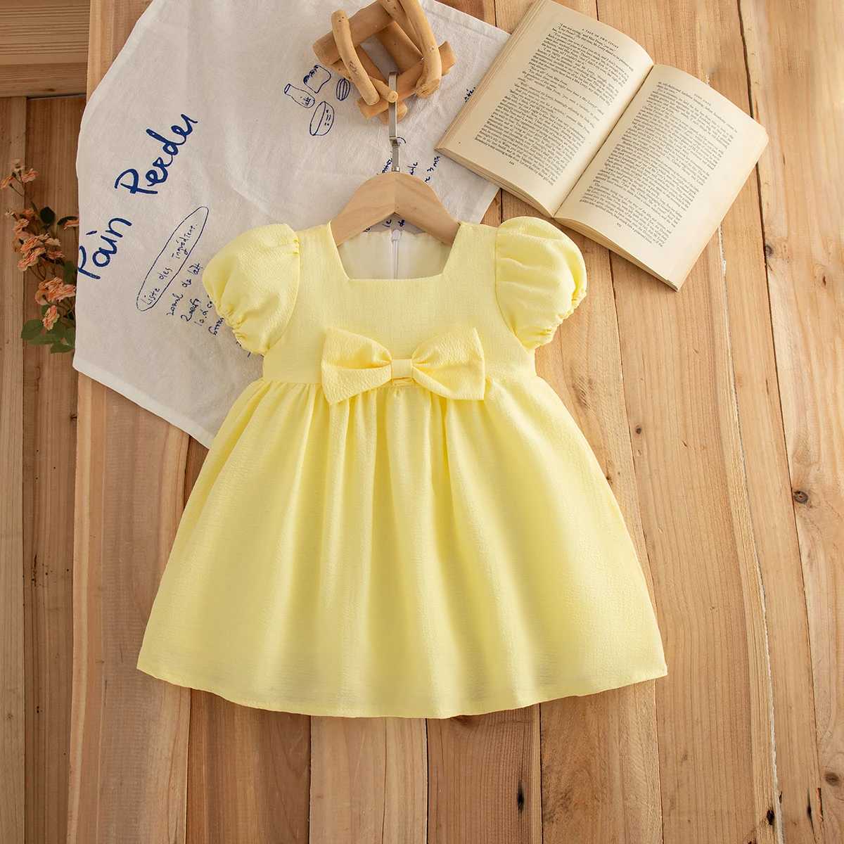 Baby Girl Dress Summer Bow Solid Color Square Neck Bubble Sleeve Simple Girls Dress Cute Casual Baby Girl Clothing R250707