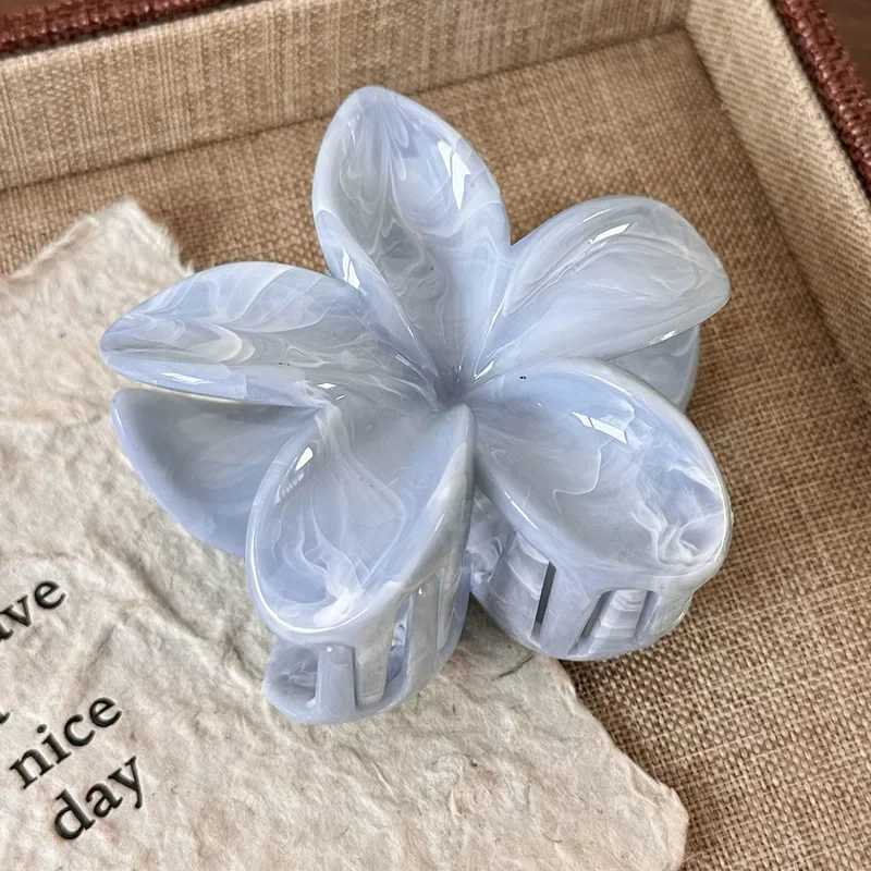 Tyrande Blunt Flower Hair Claws Large Crab Barrette Hairpins for Women Girls Fashion Hair Accessories for Parties/Weddings Y250707