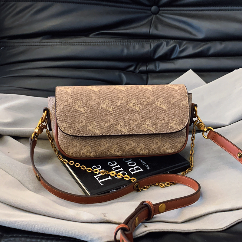 Designer 2025 New High-End Versatile Printed Chain Baguette Handbag Underarm Shoulder Crossbody for Women Luxury Women's Bag