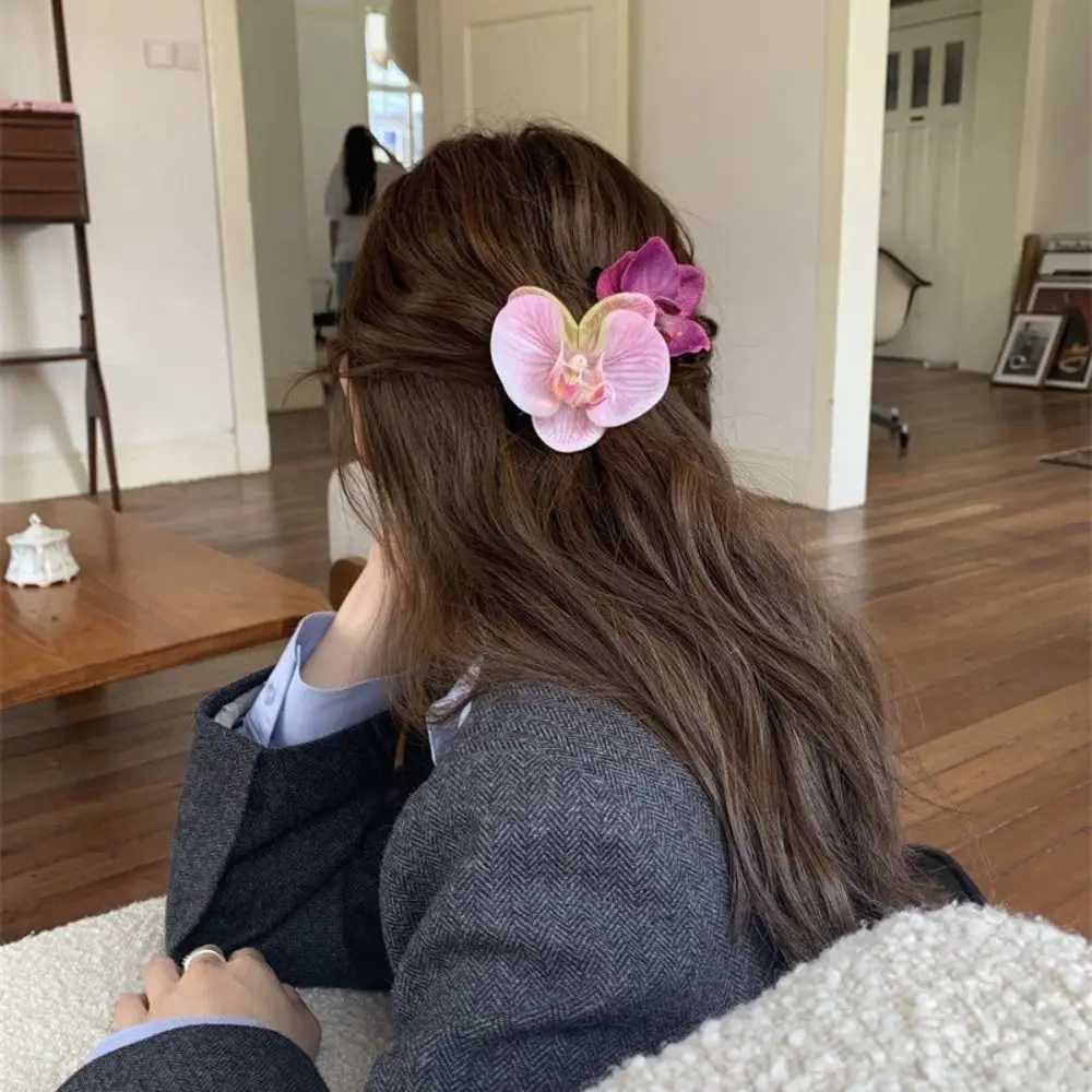 Orchid Butterfly Bow Flower Hair Clips Silk Flower Hairpin Phalaenopsis Pearl Duckbill Clip Hair Accessories for Vacation Photos Y250707