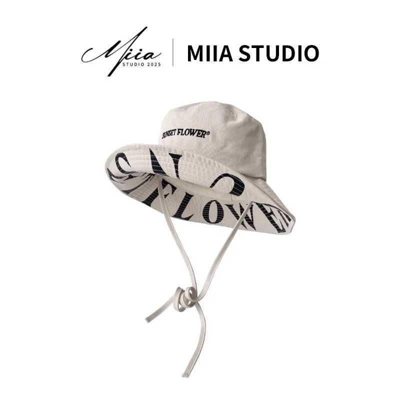 Retro Black and White Contrasting Color Design Drawstring Bucket Hats for Women Summer Sun Protection Versatile Personality Sun Hat Y250707