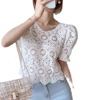 2025 Summer new women's T-shirt hollow crochet knitted T-shirt Korean version slim fit round neck petal sleeve short sleeved top new designer T-s