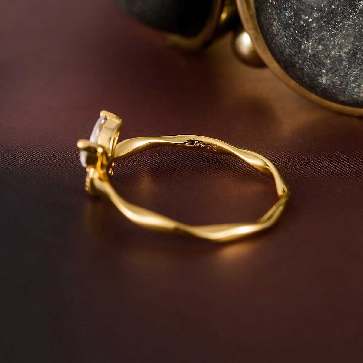 925 Sterling Silver 18k Gold Plated Twisted Cubic Zirconia Butterfly Ring For Women INS Trend Fine Jewelry XJ250707