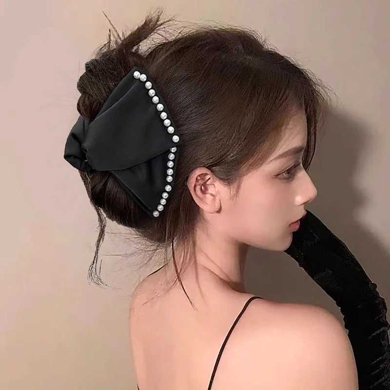 Elegant Large Rhinestones Bow Hair Claw Crab Pearls Hairpins Women Girls Sweet Hair Ornament Hair Clips Fashion Hair Accessories Z250707