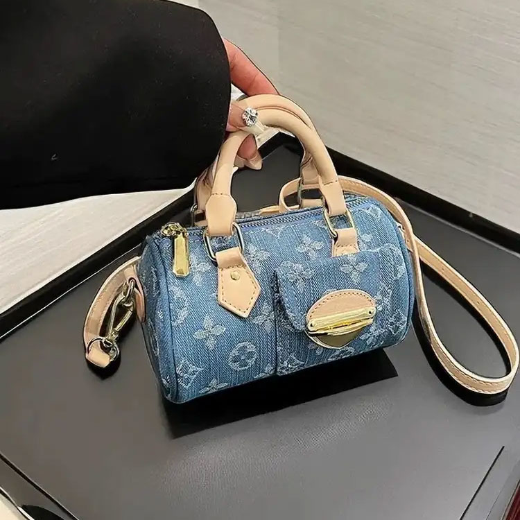 Designer Bag 2025 New Shell Bag High-Grade Printed Crossbody Bag Small bag Fashion Popular Female Crossbody Bag Wholesale