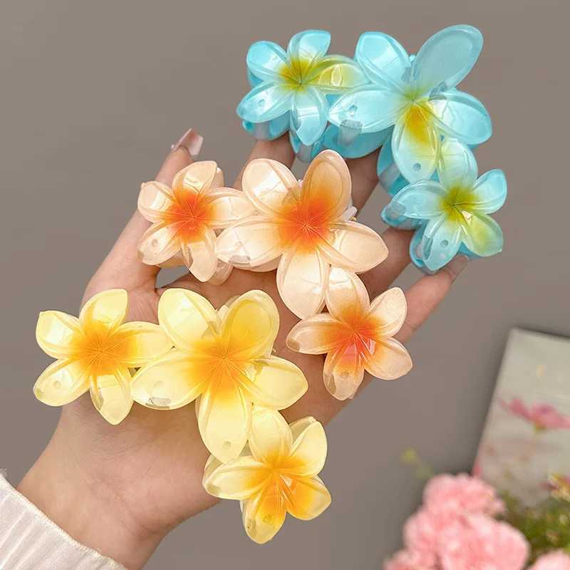 Fashion Gradient Egg Flower Hair Claws Clips for Women and Girls Sweet Acrylic Hairpins Summer Beach Hawaiian Hair Accessories Y250707