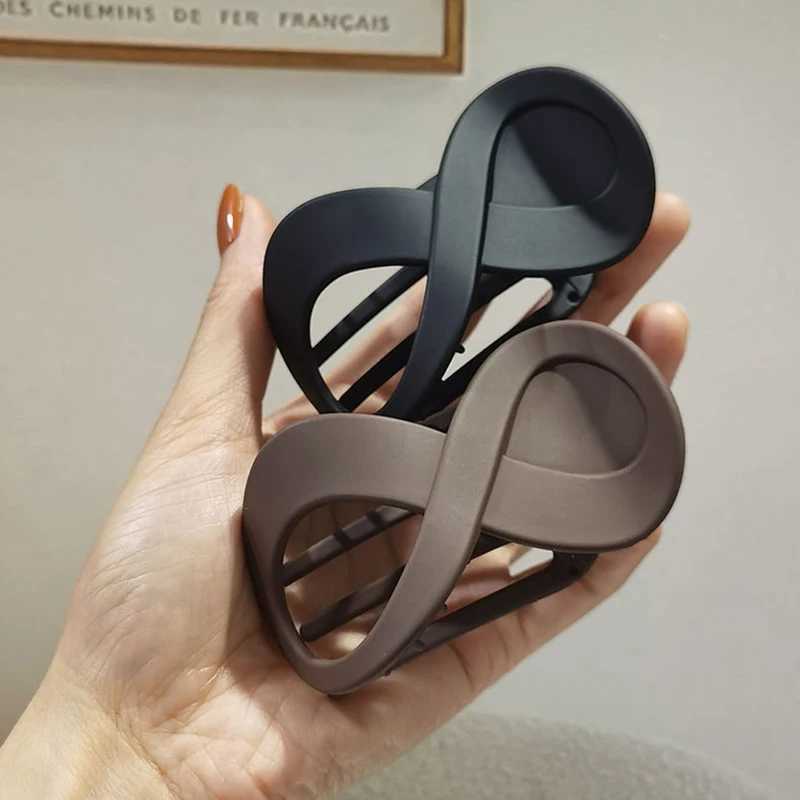 Trend PC Hair Clip Simple 8-shaped Infinity Styling Holder Shark Hair Claw Clip Hair Accessories For Women 2022 New Wholesale Z250707