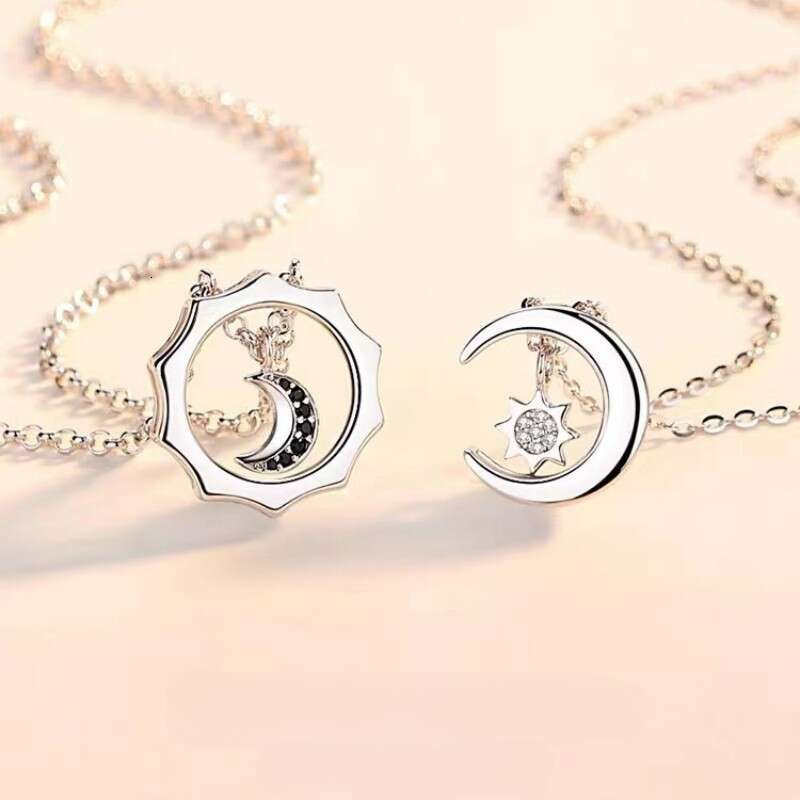 DHcollections Small Accessories Korean Style Fashion Star Moon Couple Necklace Pair Trendy Men and Women Collarbone Chain