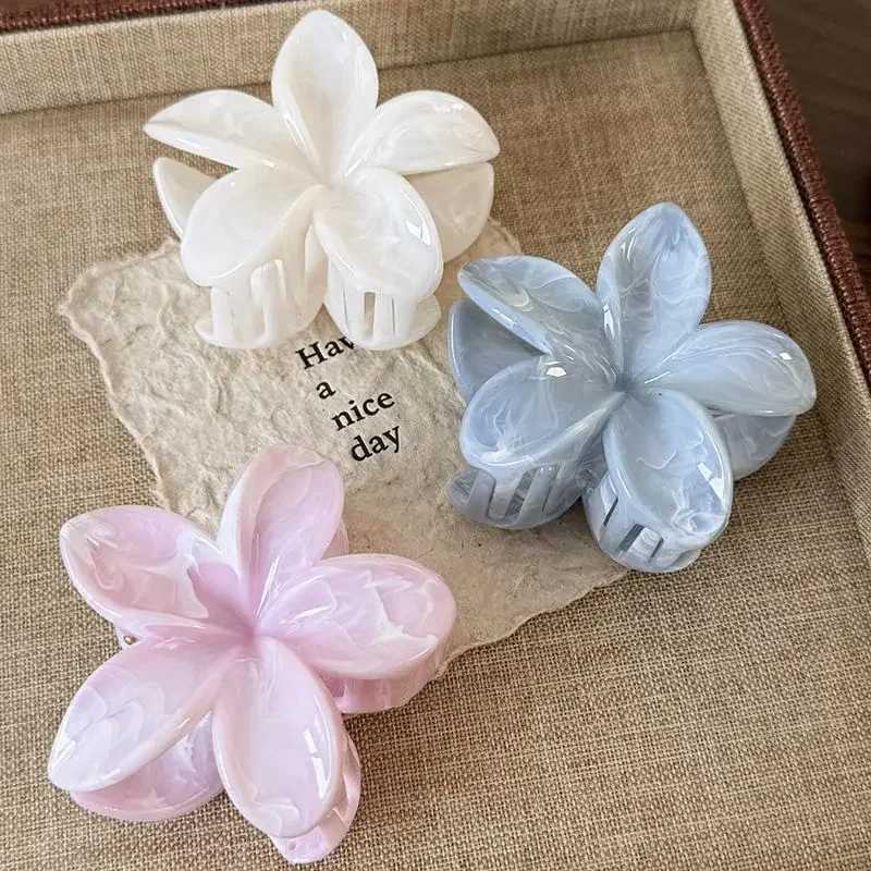 Tyrande Blunt Flower Hair Claws Large Crab Barrette Hairpins for Women Girls Fashion Hair Accessories for Parties/Weddings Y250707