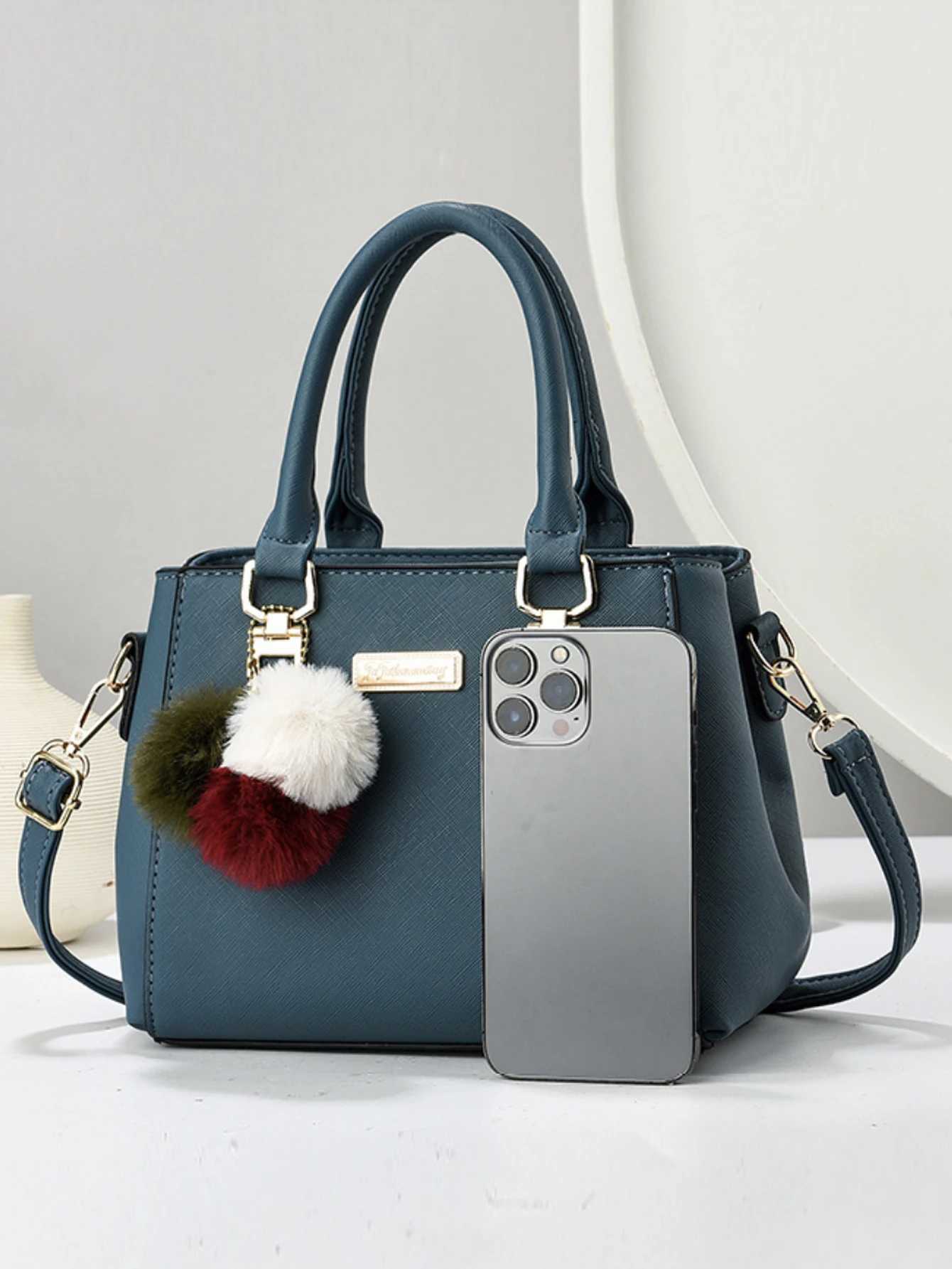 able and simple hand-held small square bag versatile casual crossbody bag handbag