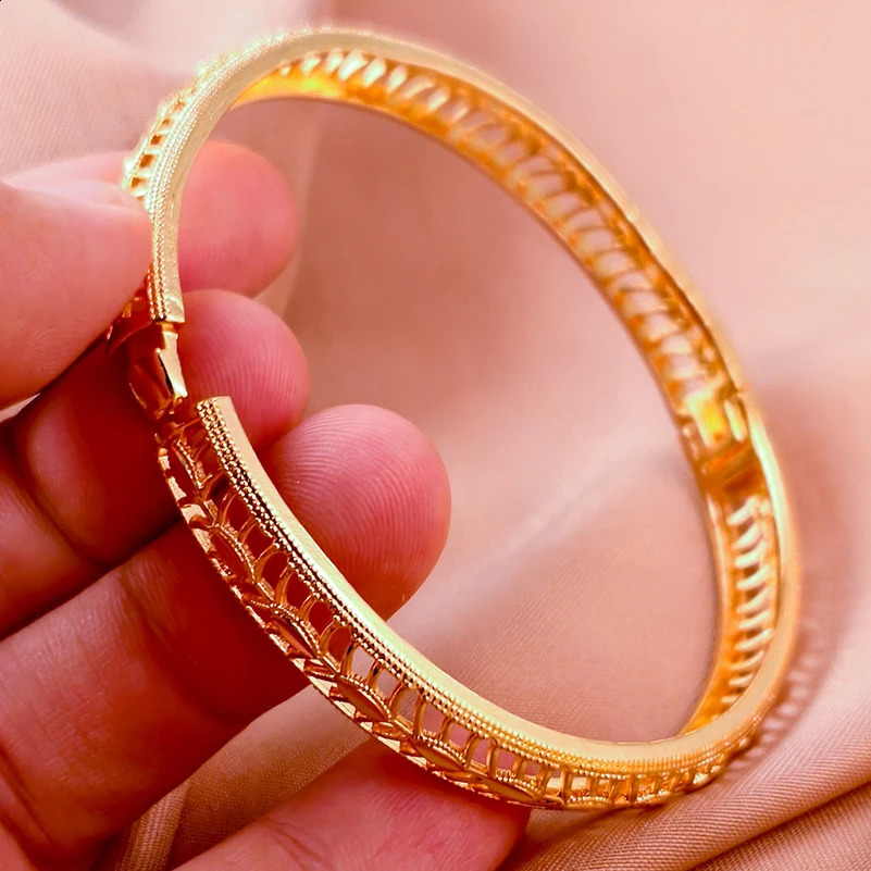 24k Dubai Gold Plated Bangles Luxurious Exaggerated Flower Fashion Bracelet Party Jewelry 250707