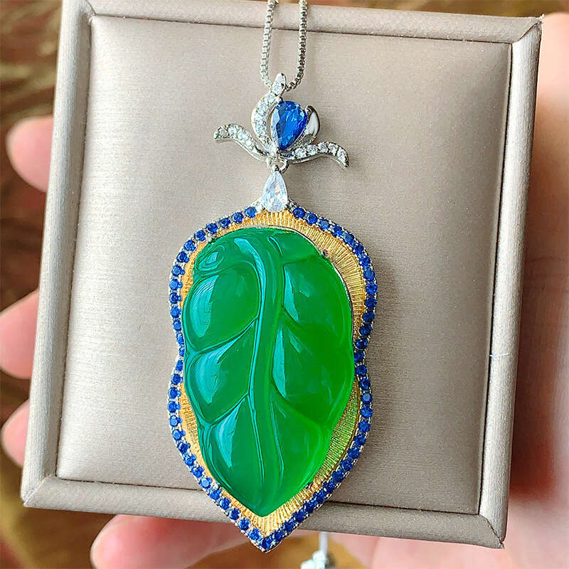 New Chinese Jewelry Fashion Light Imitation Green White Chalcedony National Style Leaf Necklace Royal Blue 462