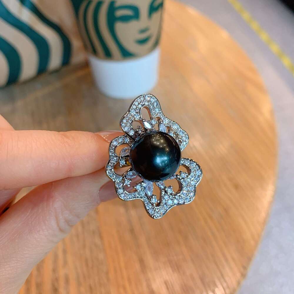 Tiktok Live White Diamond Mother-Of-Pearl Ring Women Adjustable Pearl Jewelry For Banquets 15E