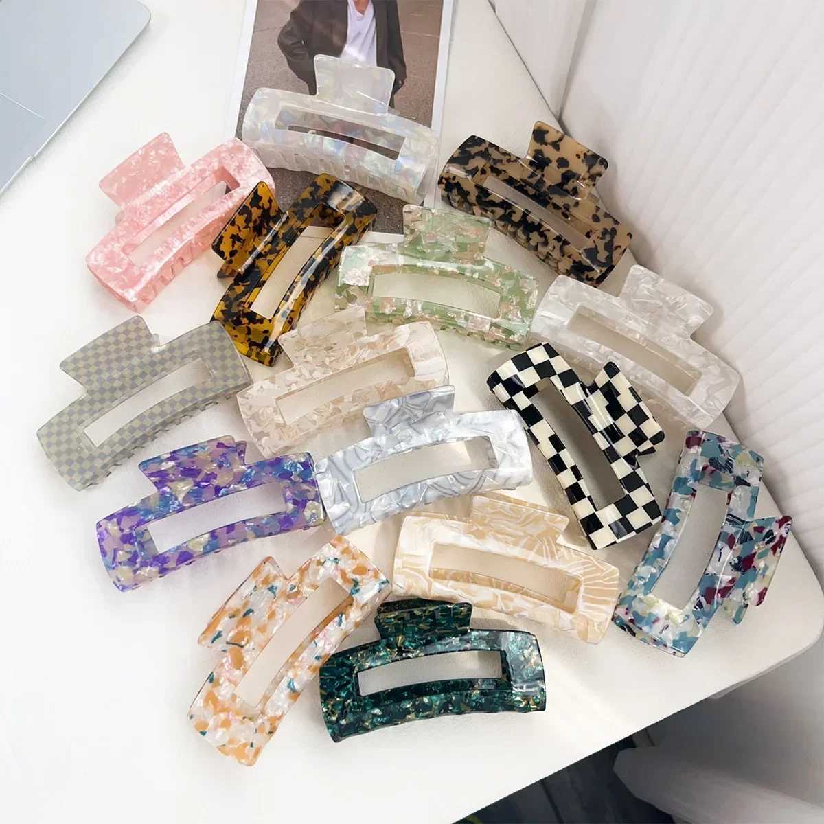 13CM Oversized Square Hair Claw Acrylic Claw Clips Sweet Elegant Geometric Crab Hair Clip for Women Girls Hair Accessories Y250707