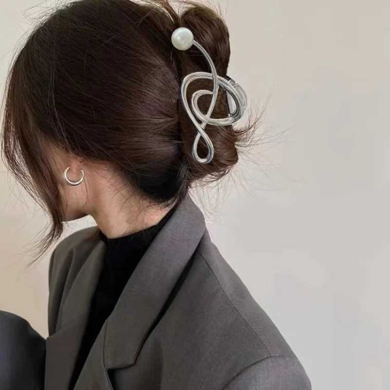 New Notes Metal Pearl Hair Claw Elegant Shark Clip Girls Ponytail Claw Clip 2023 New Hair Accessories Headwear Gift Z250707
