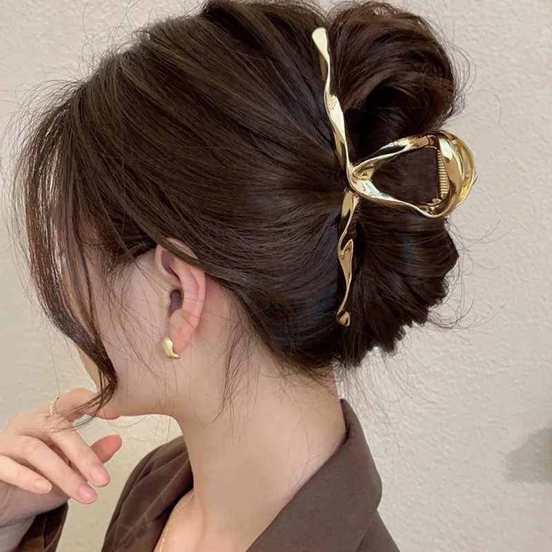 Metal Geometric Hair Claw Crab Hairpins Fashion Cross Hair Clips Barrettes Women Girls Korean Ponytail Clip Hair Accessories Z250707