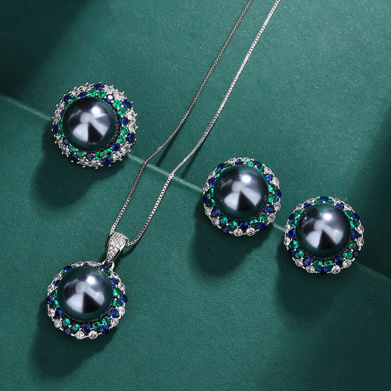 Three-Piece Set Australian Mother-Of-Pearl Necklace Sier Needle Tahitian Pearl Stud Earrings With Emerald Zircon Ring 691