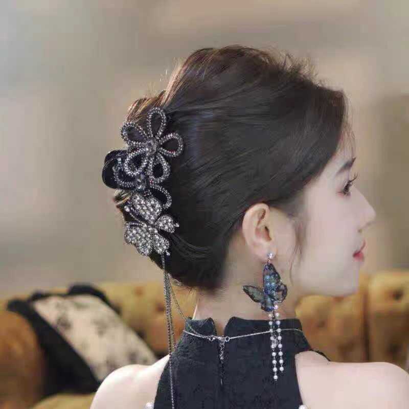 Womens Party Hair Accessories Luxury Super Sparkling Sunflower Butterfly Tassel Hair Clip Elegant Shark Hair Claws New Headwear Z250707