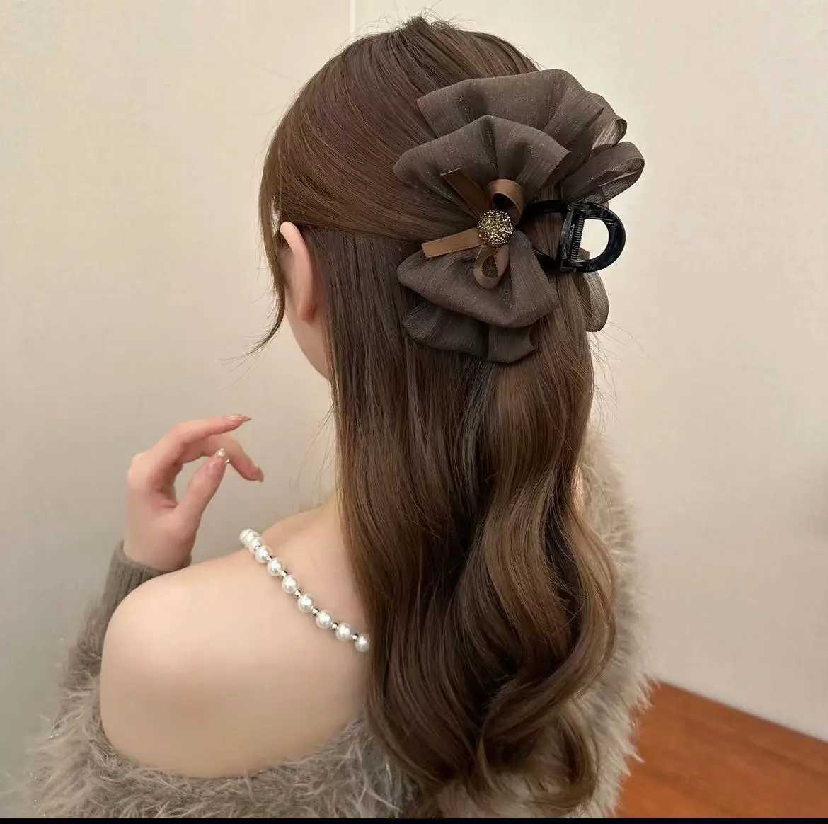 Elegant Temperament Mesh Bow Hair Clip for Woman Seersucker Shark Clip Fashion Girls Back Head Hair Clamp Z250707