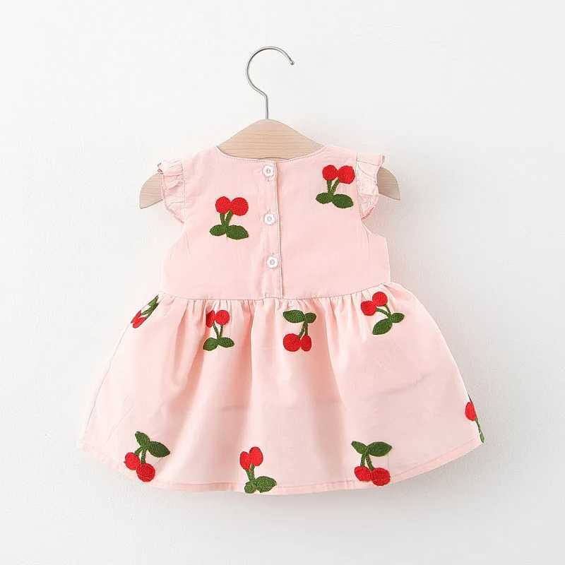 Summer Baby Girl Dress Girls Cherry Embroidered Round Neck Small Flying Sleeves Princess Dress Childrens Dress R250707