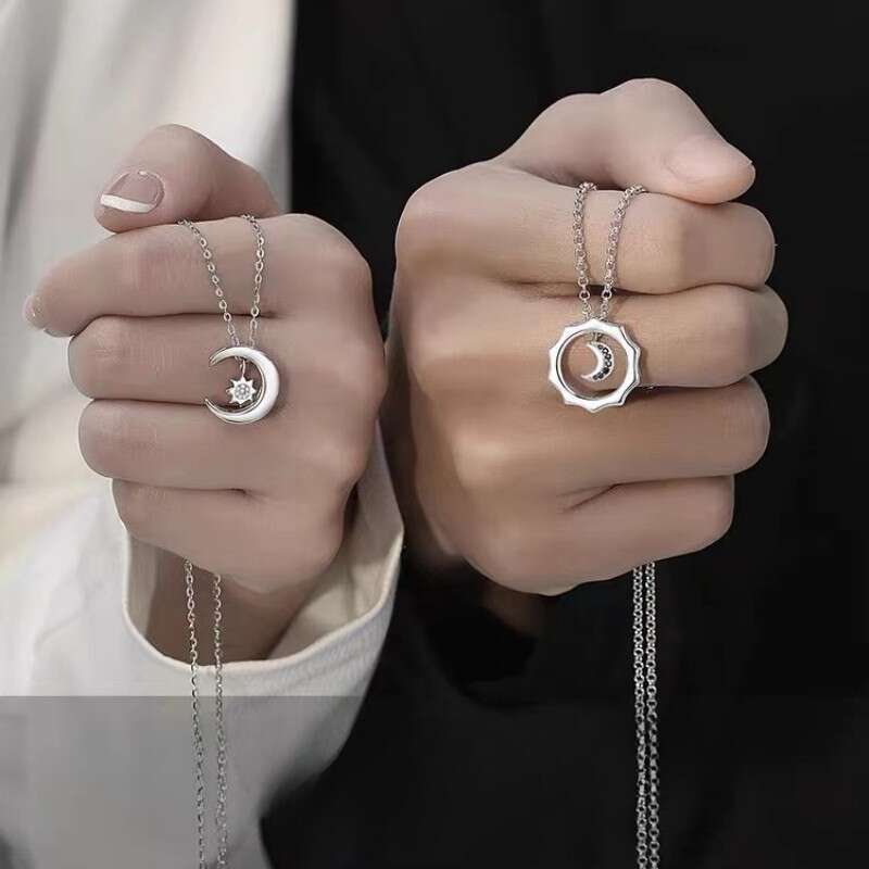 DHcollections Small Accessories Korean Style Fashion Star Moon Couple Necklace Pair Trendy Men and Women Collarbone Chain
