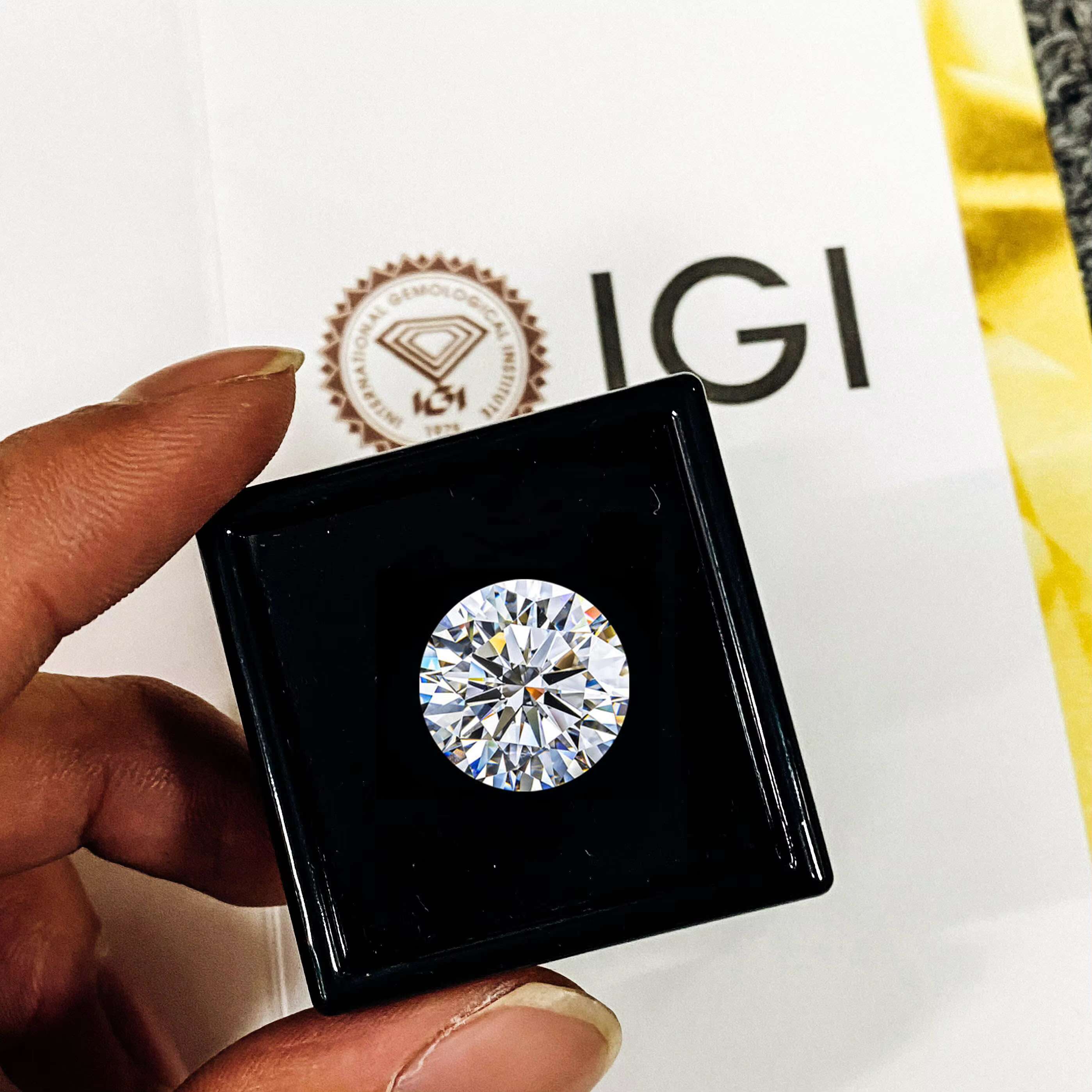2ct 3ct 4ct 5ct 6ct 7ct 8ct in Stock Round Brilliant Cut E VVS IGI Certified Lab Grown Cvd Diamond Wholesale Price with Jewelry