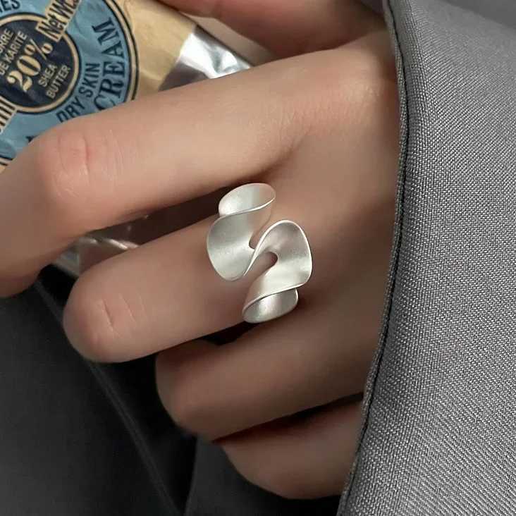 925 Sterling Silver Vintage Wave Flower Opening Rings for Women Minimalist Plant Fine Jewelry Light Luxury Accessories XJ250707