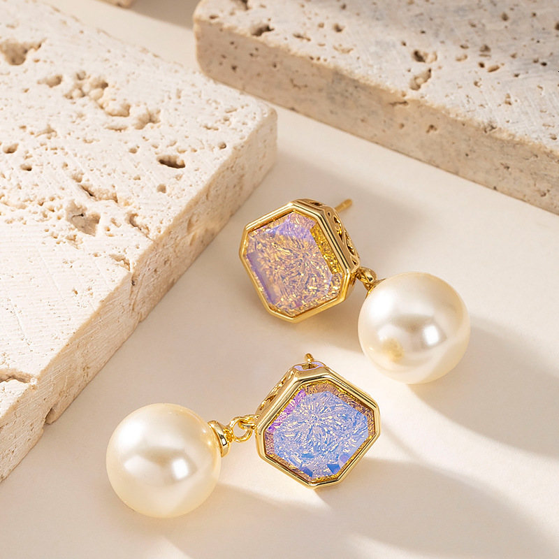 Internet Celebrity Live Fashion Exquisite Style Pearl for Women, Unique and Versatile, Elegant Sier Needle Earrings