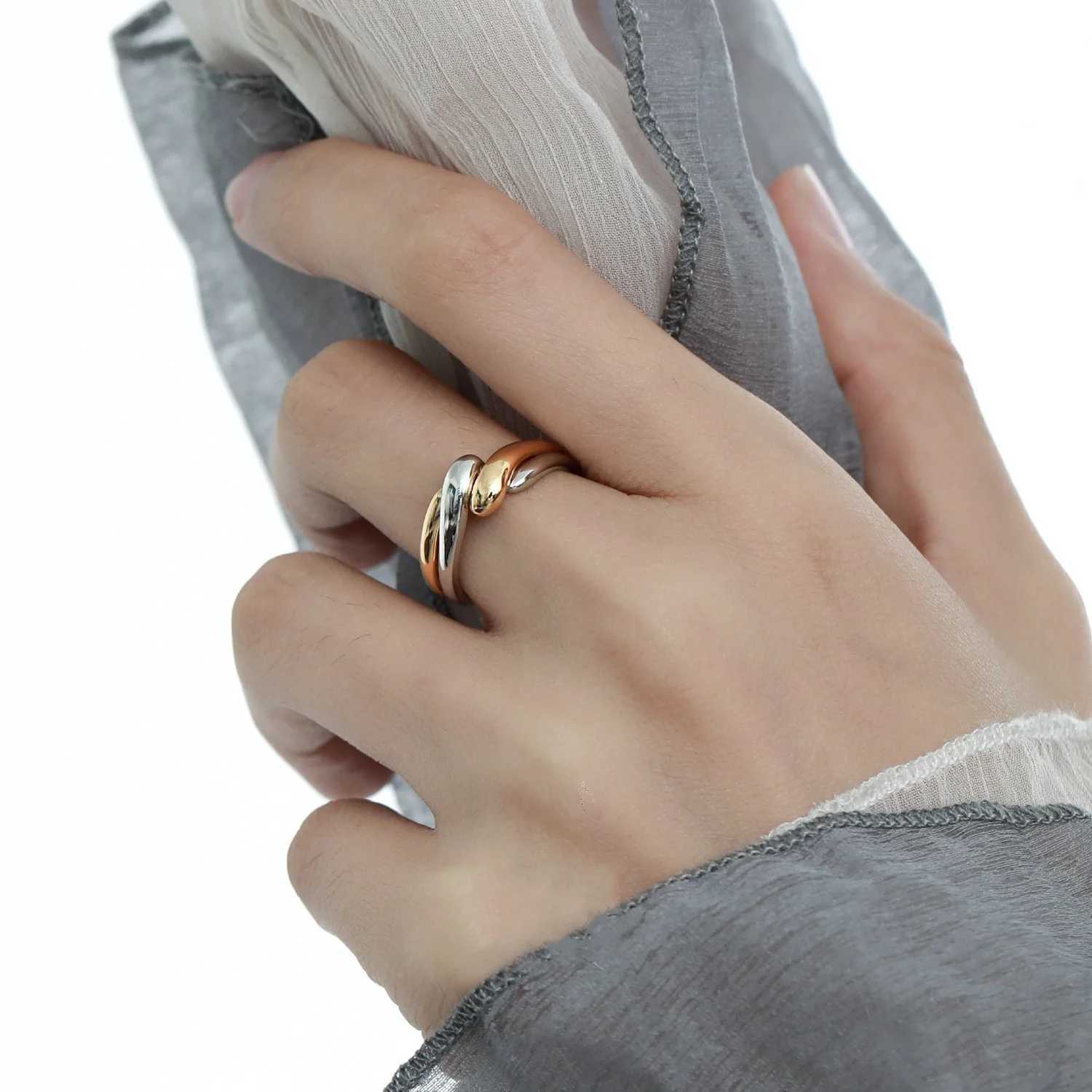 VENTFILLE 925 Sterling Silver Irregular Design Wave Golden Stackable Finger Rings Trendy Adjustable For Women Gifts Dropshipping XJ250707