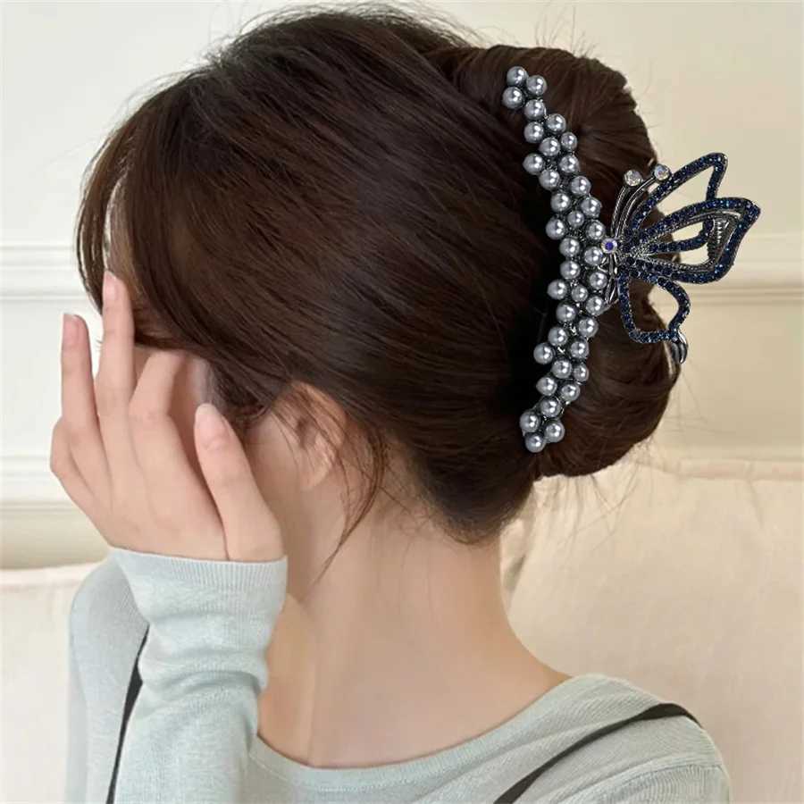 Fashionable pearl crystal butterfly clip womens high-end personalized shark clip large-size hair volume and hair accessories Z250707